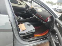 2021 Hyundai Elantra 1.5L CVT LUX Premium — фото 11