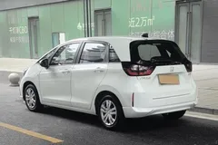 2023 Honda Fit 1.5L CVT, белый — фото 15