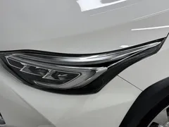 2022 Toyota Yaris L Zhixuan X 1.5L CVT Leading Plus, белый — фото 19