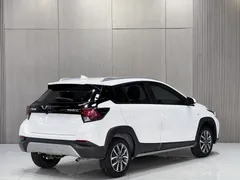 2022 Toyota Yaris L Zhixuan X 1.5L CVT Luxury Plus, белый — фото 11