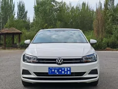 2021 Volkswagen Polo Plus 1.5L AT Colorful Tech, белый — фото 2
