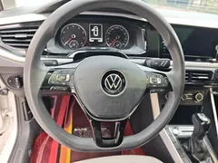 2021 Volkswagen Polo Plus 1.5L AT Colorful Tech, белый — фото 9
