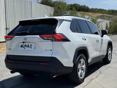 2023 Toyota RAV4 2.0L CVT 2WD, белый — фото 6