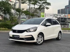 2021 Honda Fit 1.5L CVT, белый — фото 1