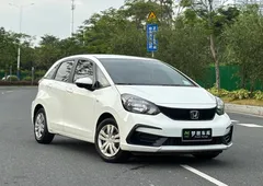 2021 Honda Fit 1.5L CVT, белый — фото 3
