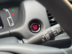 2021 Honda Fit 1.5L CVT, белый — фото 17