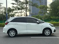 2021 Honda Fit 1.5L CVT, белый — фото 18