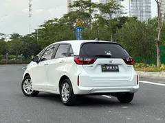 2021 Honda Fit 1.5L CVT, белый — фото 19
