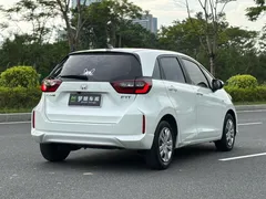 2021 Honda Fit 1.5L CVT, белый — фото 21