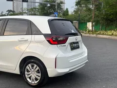 2021 Honda Fit 1.5L CVT, белый — фото 22