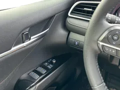 2023 Toyota Camry 2.0GVP Leading — фото 10