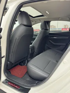 2022 Mazda Mazda3 2.0L AT, белый — фото 10