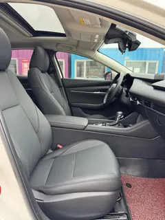 2022 Mazda Mazda3 2.0L AT, белый — фото 13