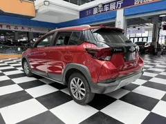 2022 Toyota Yaris L Zhixuan 1.5L CVT Leading Plus, красный — фото 17