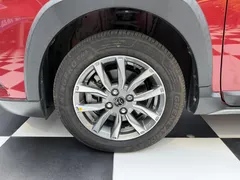 2022 Toyota Yaris L Zhixuan 1.5L CVT Leading Plus, красный — фото 18