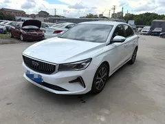 2022 Geely Emgrand 4th Gen 1.5L CVT Flagship, белый — фото 1