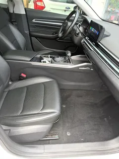 2022 Geely Emgrand 4th Gen 1.5L CVT Flagship, белый — фото 2
