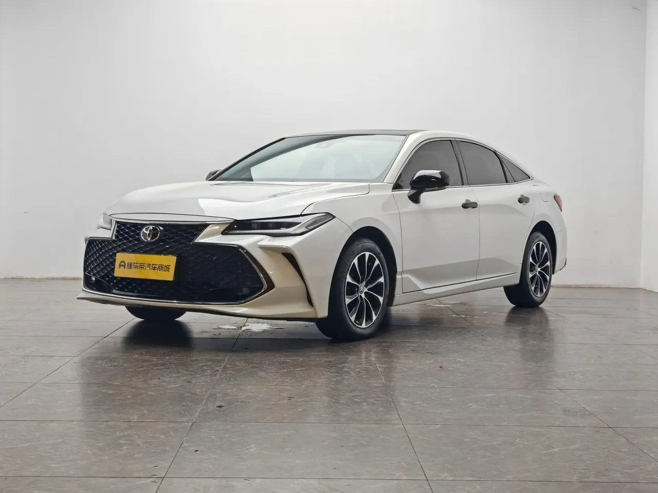2023 Toyota Avalon 2.5L AT Luxury