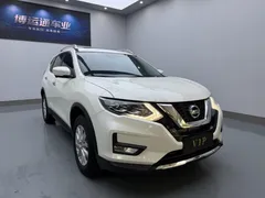 2022 Nissan X-Trail 2.0L 2WD Premium, белый — фото 3