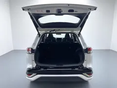 2023 Toyota Frontlander 2.0L CVT Sport, белый — фото 13