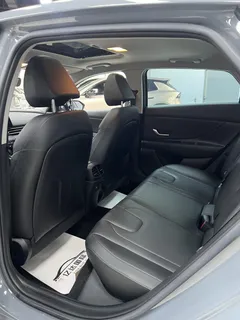 2022 Hyundai Elantra 1.5L CVT LUX Premium — фото 20
