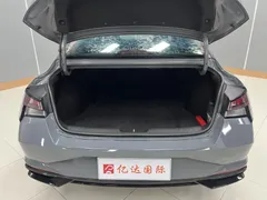 2022 Hyundai Elantra 1.5L CVT LUX Premium — фото 25
