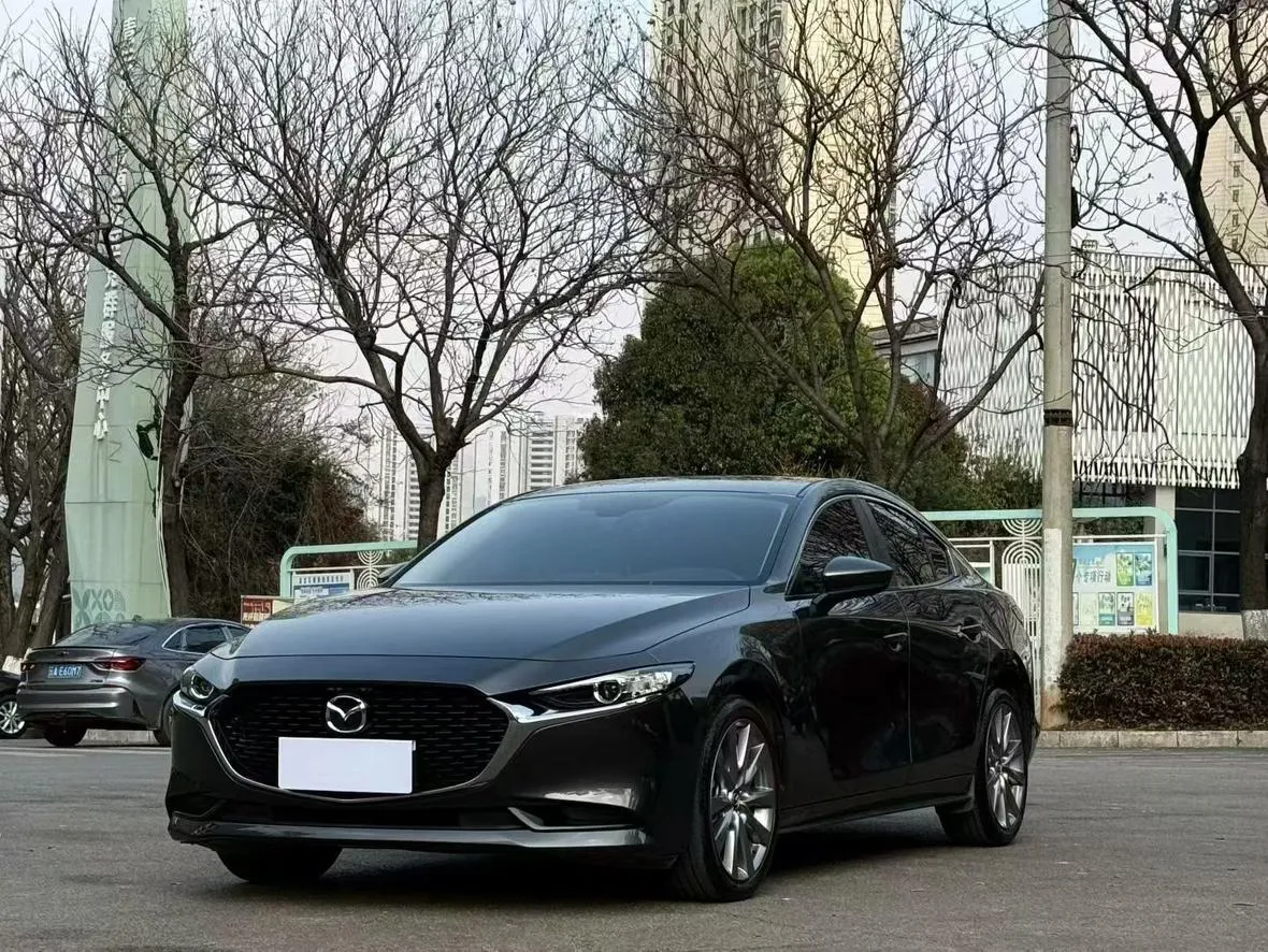 2023 Mazda Mazda3 2.0L AT