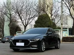 2023 Mazda Mazda3 2.0L AT — фото 1