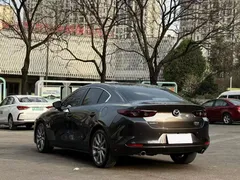 2023 Mazda Mazda3 2.0L AT — фото 9
