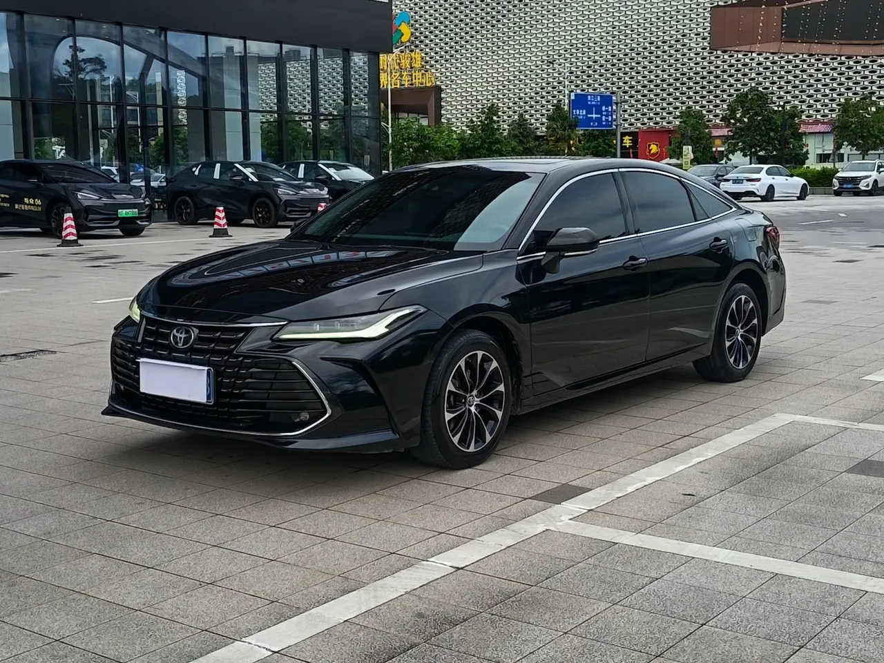 2023 Toyota Avalon 2.0L CVT