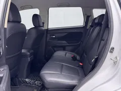 2021 Mitsubishi Outlander 2.0L 2WD 5 Seats, белый — фото 6