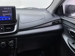 2022 Toyota Yaris L Zhixuan X 1.5L CVT Leading Plus, белый — фото 8