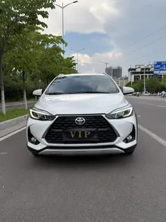 2022 Toyota Yaris L Zhixuan X 1.5L CVT Luxury Plus, белый — фото 2