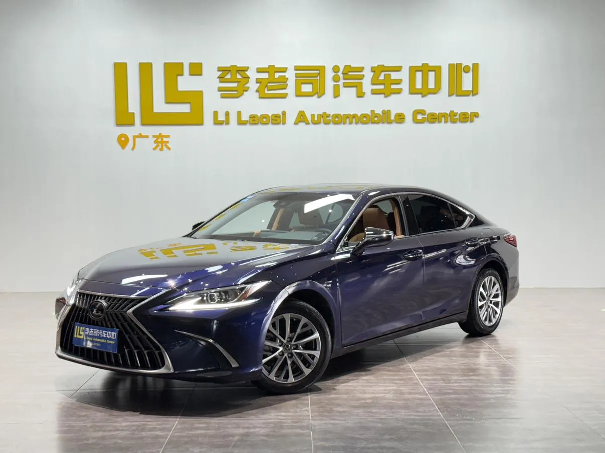 2021 Lexus ES 200 Luxury