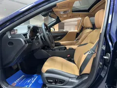 2021 Lexus ES 200 Luxury, синий — фото 16