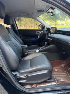 2023 Honda Vezel 1.5L CVT Elite, чёрный — фото 13