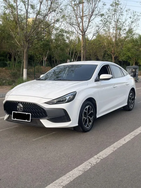 2023 MG MG5 180DVVT MT Fashion