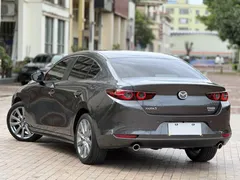 2023 Mazda Mazda3 2.0L AT — фото 5
