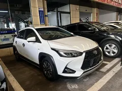 2022 Toyota Yaris L Zhixuan X 1.5L CVT Luxury Plus, белый — фото 3