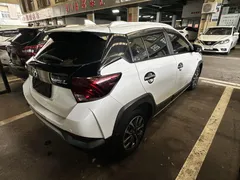 2022 Toyota Yaris L Zhixuan X 1.5L CVT Luxury Plus, белый — фото 9