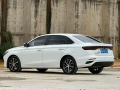 2022 Geely Emgrand 1.5L CVT Elite 4th Gen, белый — фото 3