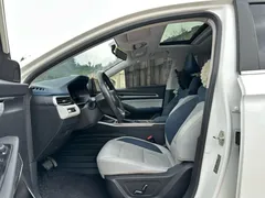 2022 Geely Emgrand 1.5L CVT Elite 4th Gen, белый — фото 5