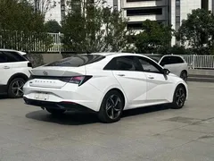2022 Hyundai Elantra 1.5L CVT 20th SE 20th Anniversary, белый — фото 9