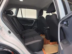 2023 Toyota RAV4 2.0L CVT 2WD, белый — фото 11