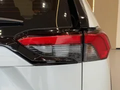 2023 Toyota RAV4 2.0L CVT 2WD, белый — фото 12