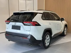 2023 Toyota RAV4 2.0L CVT 2WD, белый — фото 17
