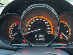2021 Toyota Yaris L Zhixuan 1.5L CVT Leading, белый — фото 19