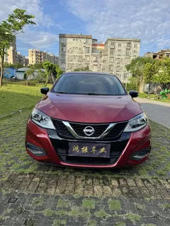 2023 Nissan Tiida 1.6L CVT, красный — фото 2