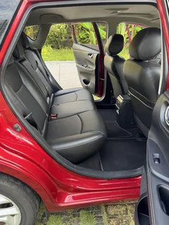 2023 Nissan Tiida 1.6L CVT, красный — фото 11
