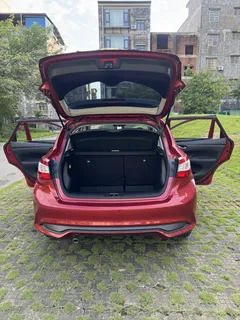 2023 Nissan Tiida 1.6L CVT, красный — фото 13